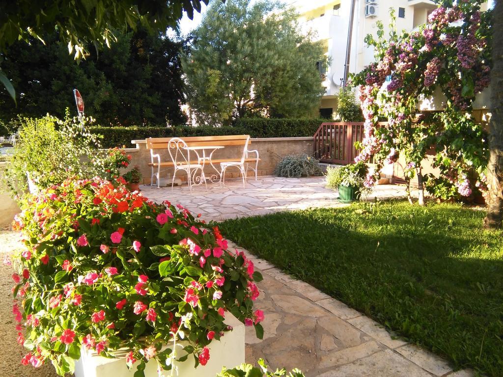 Apartments Silvija Zadar Rum bild